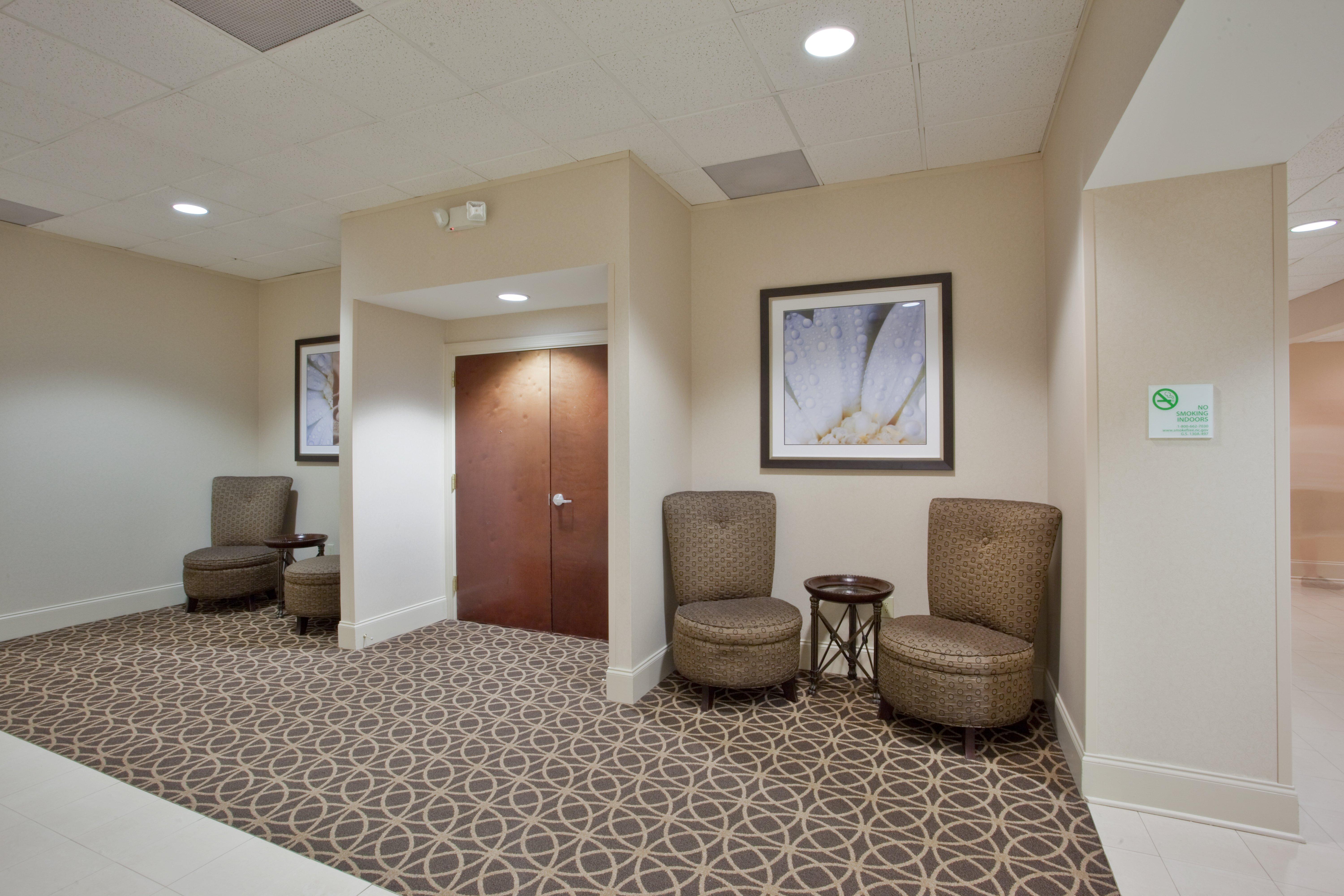 Hotel Doubletree By Hilton Raleigh Midtown, Nc Zewnętrze zdjęcie